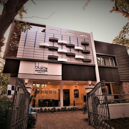 บลู ไอวี เซอร์วิซ อพาร์ตเมนต์ - โกรัตตูร์ Apartment เชนไน ภายนอก รูปภาพ