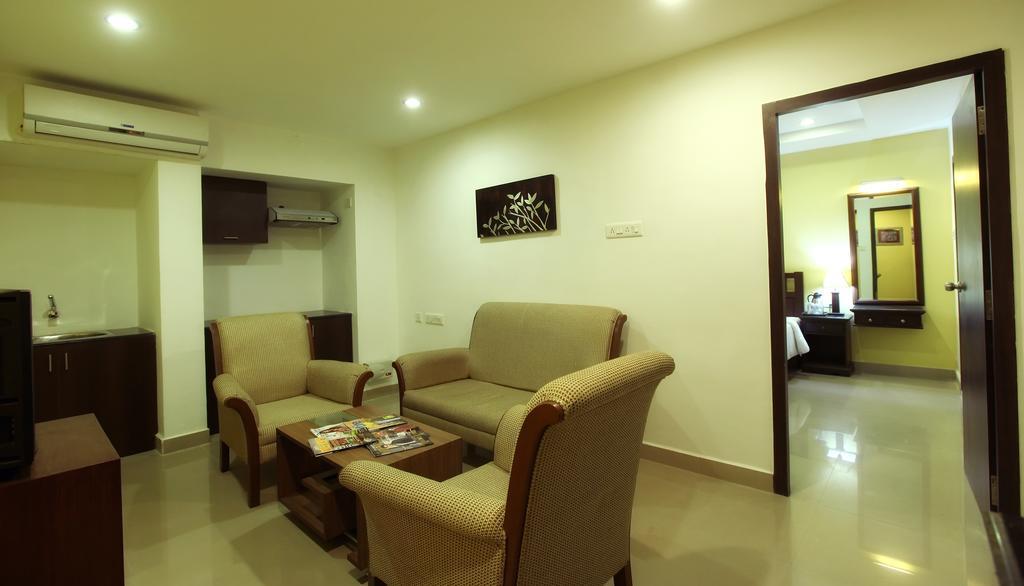 บลู ไอวี เซอร์วิซ อพาร์ตเมนต์ - โกรัตตูร์ Apartment เชนไน ห้อง รูปภาพ